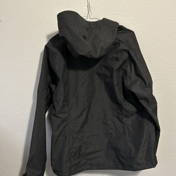 The North Face dryvent - Picture 3 of 6